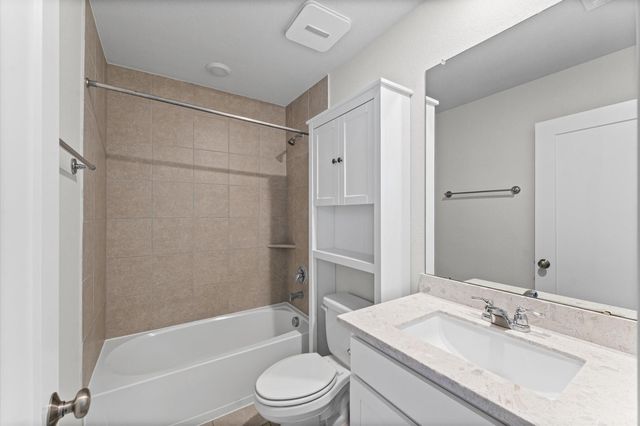 7 Hyacinth Blossom Court, Tomball, TX 77375