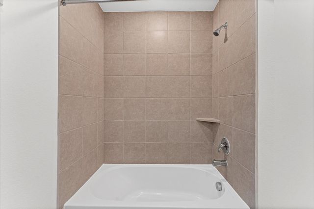 7 Hyacinth Blossom Court, Tomball, TX 77375