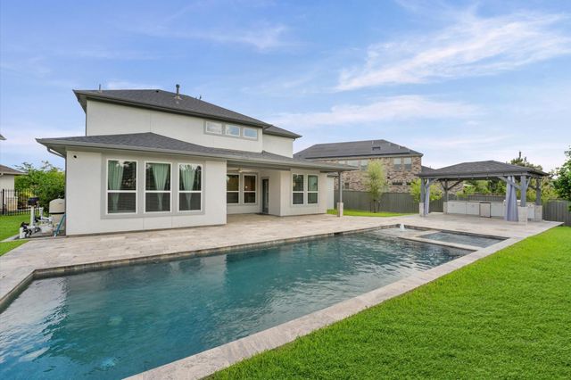 7 Hyacinth Blossom Court, Tomball, TX 77375