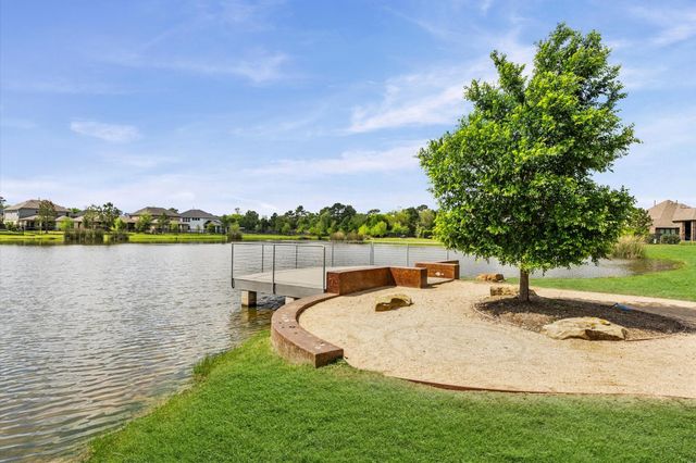 7 Hyacinth Blossom Court, Tomball, TX 77375
