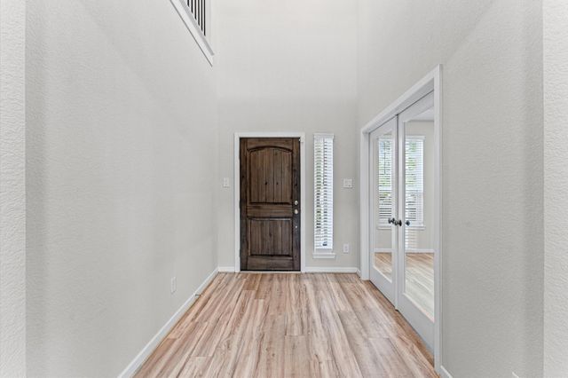 7 Hyacinth Blossom Court, Tomball, TX 77375