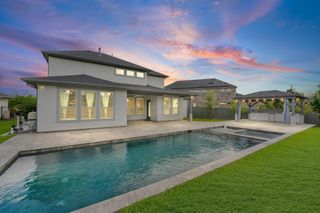 7 Hyacinth Blossom Court, Tomball, TX 77375