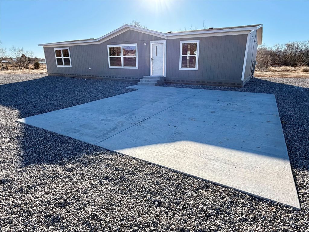 1130 Casa De Luz, Espanola, NM 87532