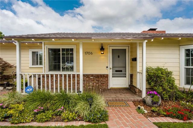 1706 Berkeley, Pomona, CA 91768