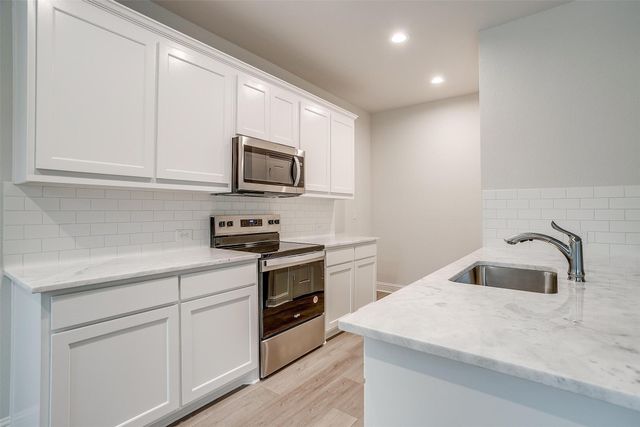 800 Homeplace Circle, Mansfield, TX 76063