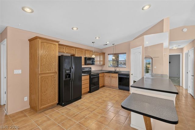 2170 Zephyr Avenue, Pahrump, NV 89048