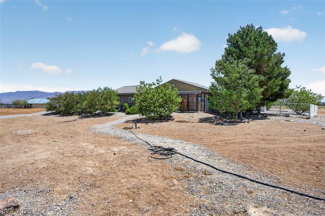 2170 Zephyr Avenue, Pahrump, NV 89048