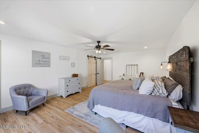 1004 Meadow Heights Drive, Jackson, MS 39206