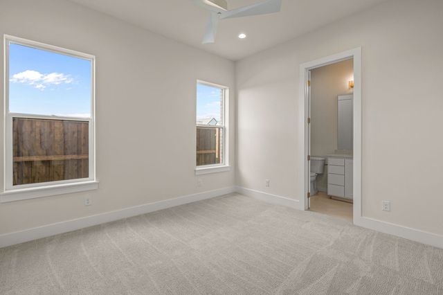 8424 Witt Street, North Richland Hills, TX 76182