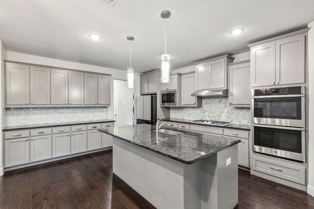 906 Overton Avenue, Celina, TX 75009