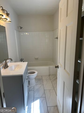 2178 Rugby Avenue, College Park, GA 30337
