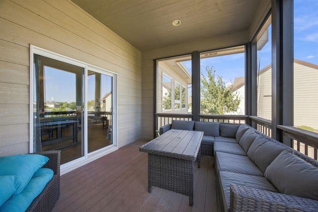 15603 E Hazel Nut Cir, Wichita, KS 67230