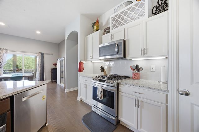15603 E Hazel Nut Cir, Wichita, KS 67230