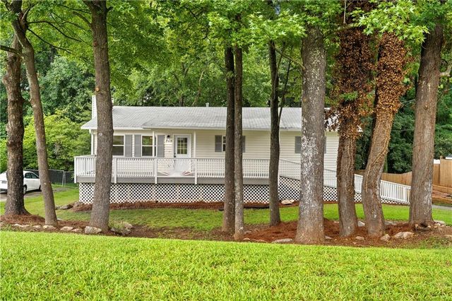 106 Caldwell Road, Lawrenceville, GA 30046