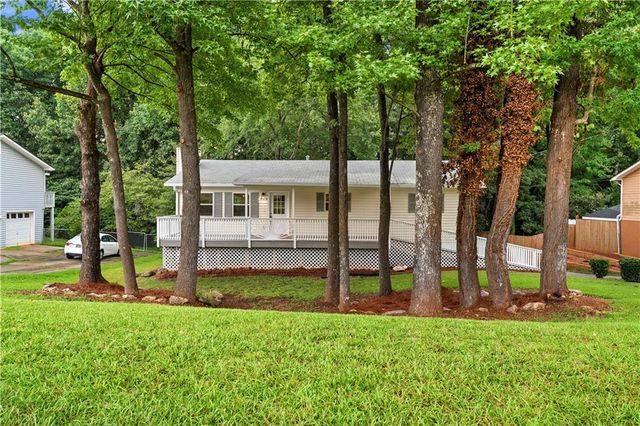 106 Caldwell Road, Lawrenceville, GA 30046