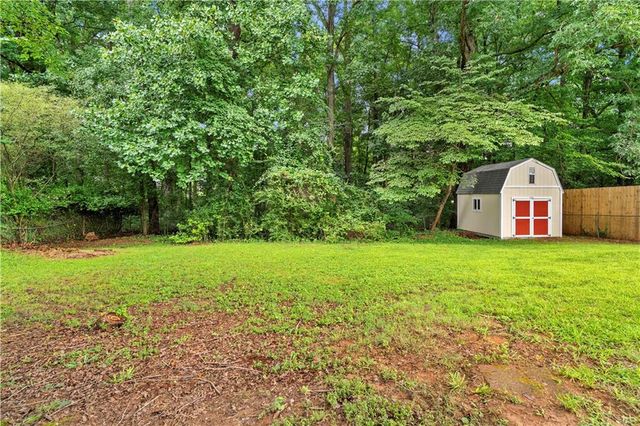 106 Caldwell Road, Lawrenceville, GA 30046