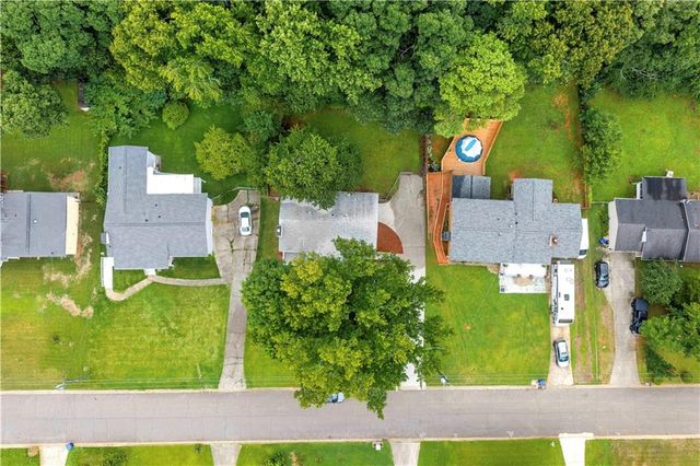 106 Caldwell Road, Lawrenceville, GA 30046