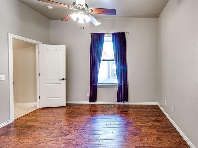 3720 Creek Bend Road, Edmond, OK 73003