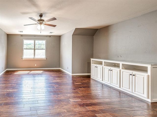 3720 Creek Bend Road, Edmond, OK 73003