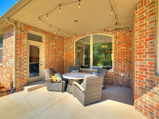 3720 Creek Bend Road, Edmond, OK 73003
