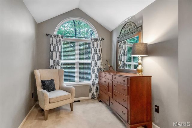 3930 White Rose Lane, St Charles, MO 63304