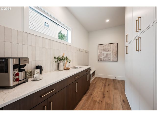 4487 WESTBAY Rd, Lake Oswego, OR 97035