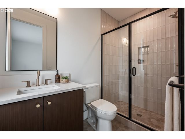 4487 WESTBAY Rd, Lake Oswego, OR 97035