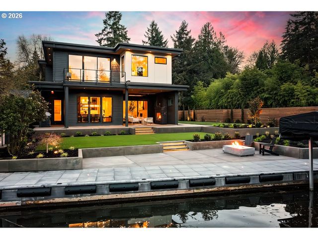 4487 WESTBAY Rd, Lake Oswego, OR 97035