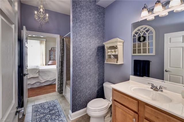 5215 Center St Apt 203, Williamsburg, VA 23188