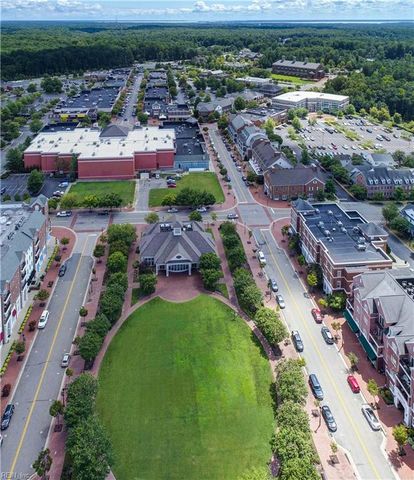 5215 Center St Apt 203, Williamsburg, VA 23188
