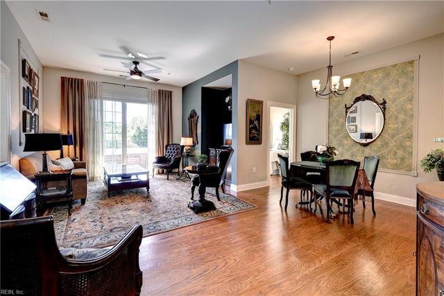 5215 Center St Apt 203, Williamsburg, VA 23188