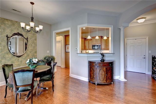 5215 Center St Apt 203, Williamsburg, VA 23188