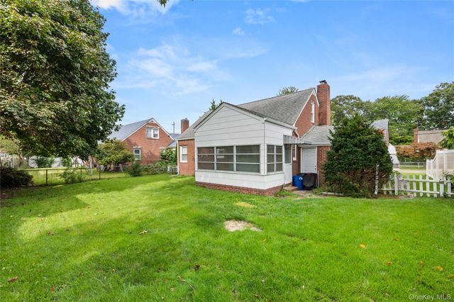 12 Benjamin Avenue, Amityville, NY 11701
