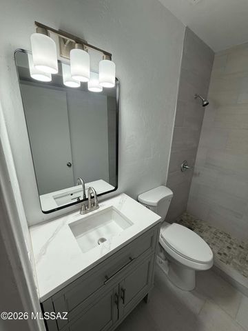1518 E Hedrick Dr Apt D, Tucson, AZ 85719