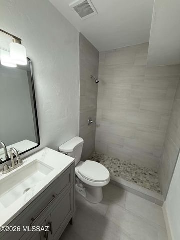 1518 E Hedrick Dr Apt D, Tucson, AZ 85719