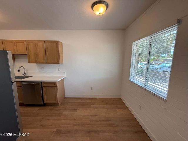 1518 E Hedrick Dr Apt D, Tucson, AZ 85719