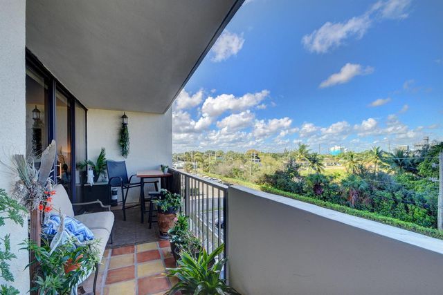 5600 N Flagler Drive 307, West Palm Beach, FL 33407