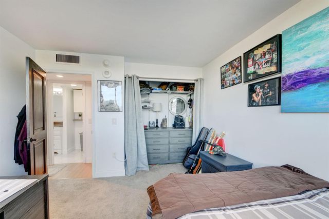 5600 N Flagler Drive 307, West Palm Beach, FL 33407