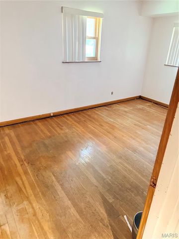 2423 Caverhill Drive, Unincorporated, MO 63136