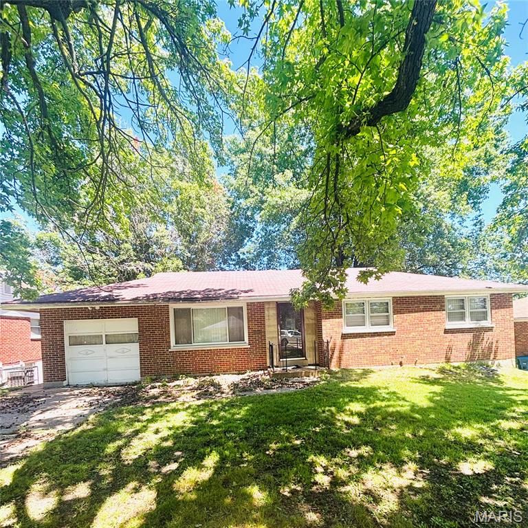 2423 Caverhill Drive, Unincorporated, MO 63136