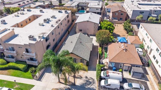 14138 Gilmore Street, Van Nuys, CA 91401