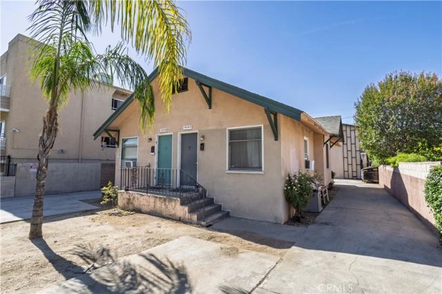 14138 Gilmore Street, Van Nuys, CA 91401