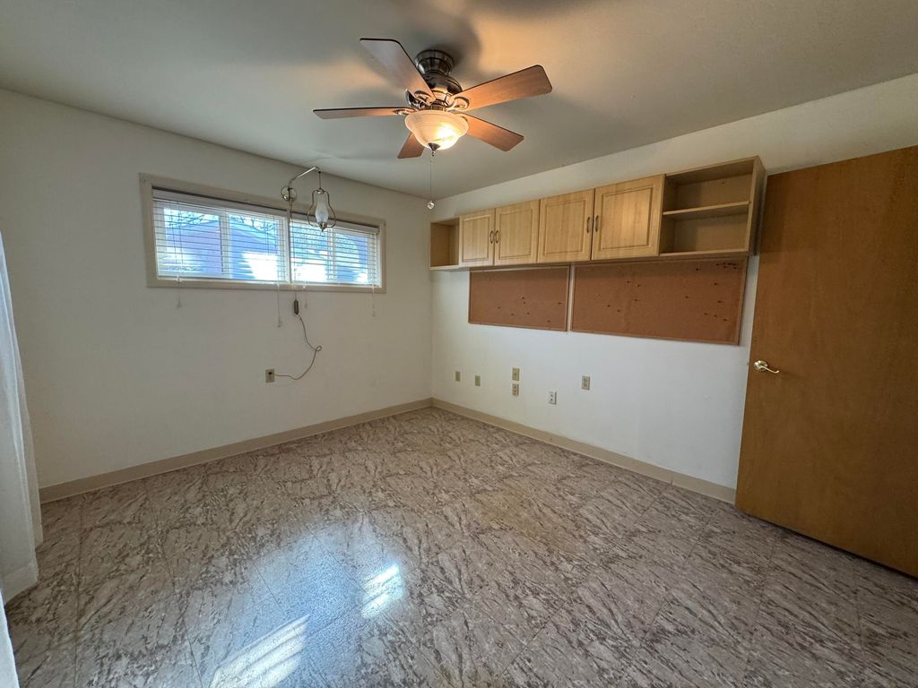 Image 10 of property listing at 5702 Fruitland Farm Road, San Angelo, TX 76903