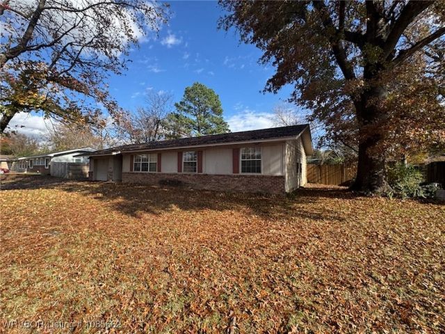 408 S Cherry Street, Sallisaw, OK 74955