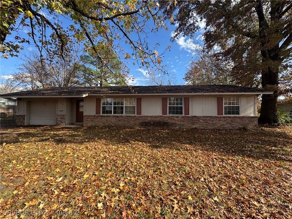408 S Cherry Street, Sallisaw, OK 74955