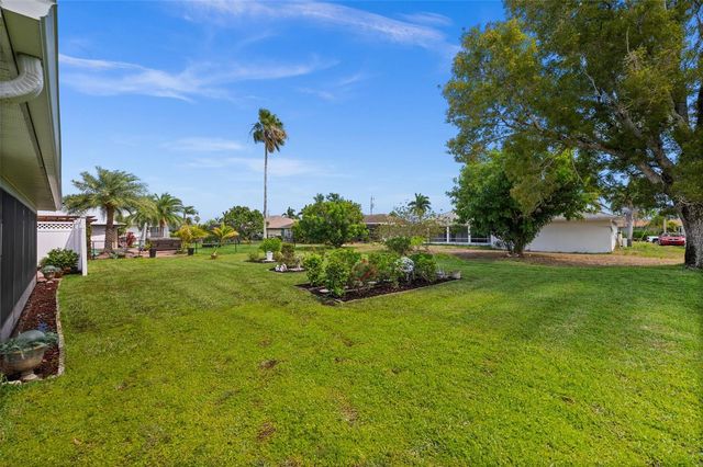 706 SW 51ST STREET TERRACE, Cape Coral, FL 33914