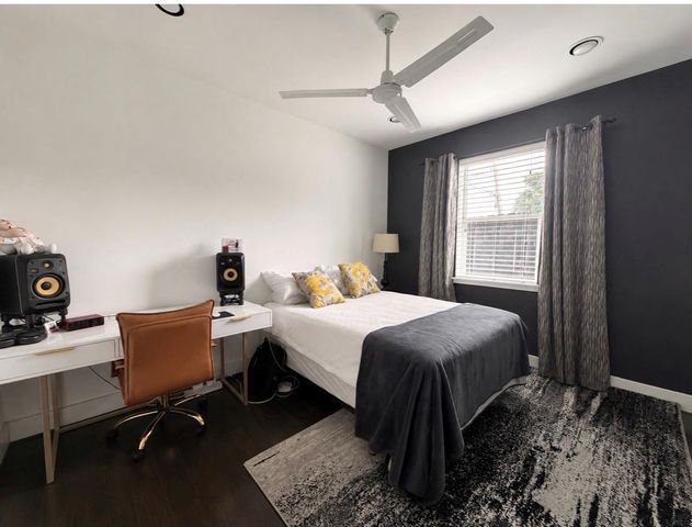 3311 Baer Street, Houston, TX 77020