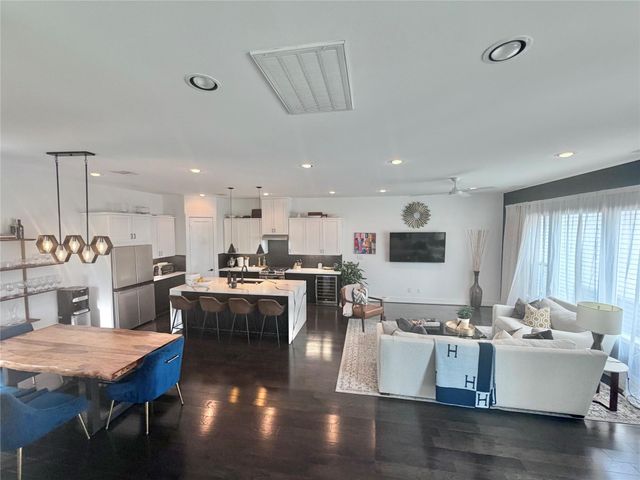 3311 Baer Street, Houston, TX 77020