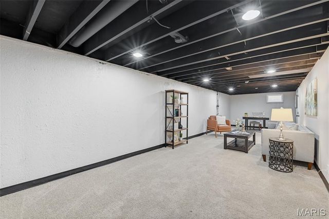 848 Cordova Street, St Louis, MO 63138