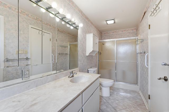 110 Fairway Ct, Hot Springs, AR 71913